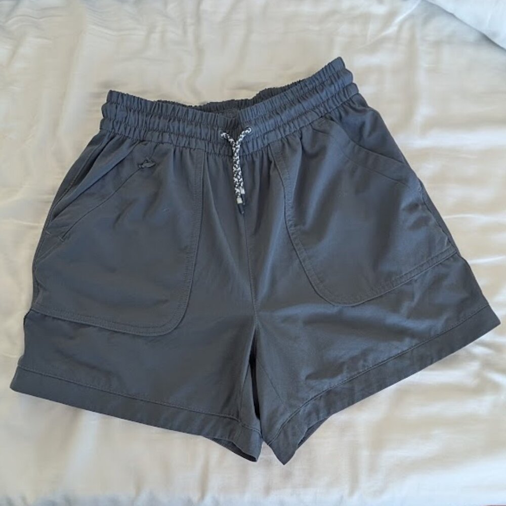 Athleta Girls Athletic Shorts – Gray, Size M